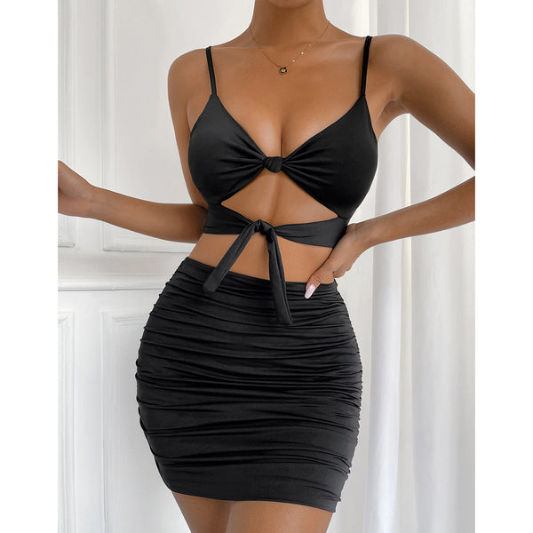 Women's Hollow Hip Pleated Skirt + Bra Top Set